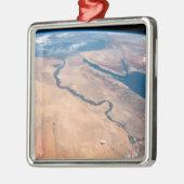 De Nijl, het Rode Zee en het Mediterrane Zee. Metalen Ornament (Links)