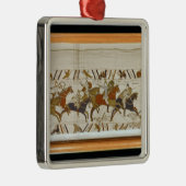 De Normandische cavalerie valt de Engelsen aan Metalen Ornament (Rechts)