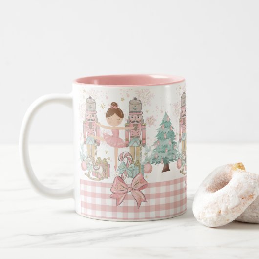 De Notenkraker Ballet Pastel Blush Roze Kerstmis Tweekleurige Koffiemok (Met donut)
