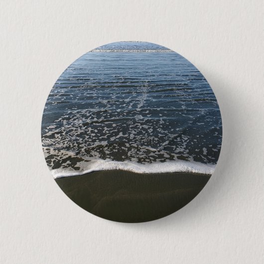 De Ocean Tide Washing Ashore Ronde Button 5,7 Cm (Voorkant)
