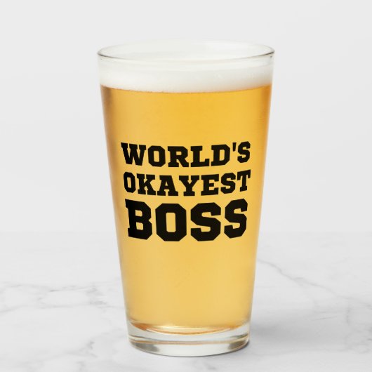 De Okayest Boss van de wereld Glas (Voorkant gevuld)