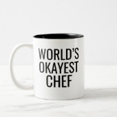 De Okayest Chef ter wereld Tweekleurige Koffiemok (Links)