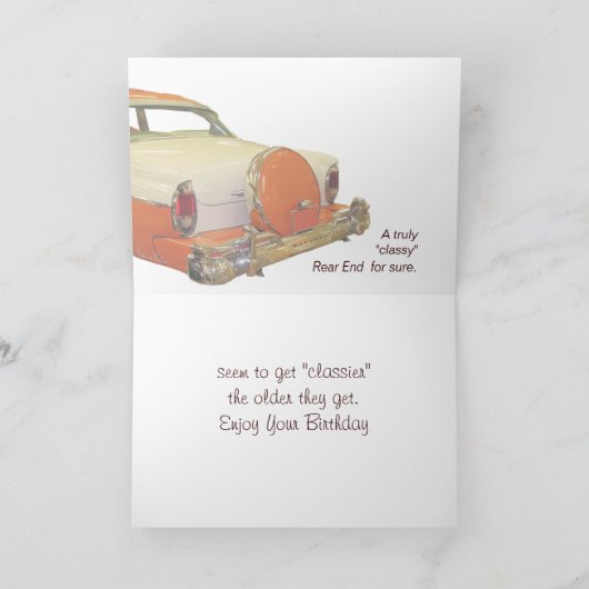 De oldtimer met bedriegt uitrusting-aanpast om het kaart (Binnen)