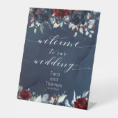 De omdraai van Peony Burgundy Navy heet welkom bij Reclamebord Met Voetstuk (Voorkant)