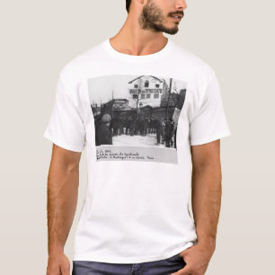 de omgeving van de Maison des Syndicats; T-shirt