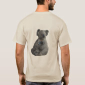 De omhelzing van een moeder t-shirt (Achterkant)