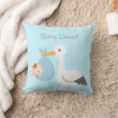 De ooievaar levert het Leuke Decor van de Zaal van Kussen (Deken)