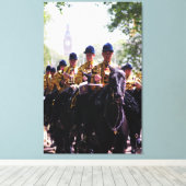 De op de kavalerie gemonteerde band van het huisho canvas afdruk (Insitu (Houten vloer))