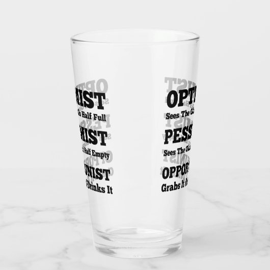 De optimist, de pessimist & de opportunist glas (Links)