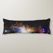 De Orion Nebula Body Kussen (Voorkant)