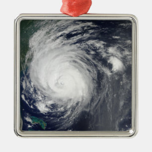 De orkaan Earl grazing langs de kust van North Car Metalen Ornament