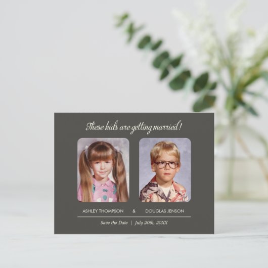 De oude Foto bewaart het Briefkaart van de Datum (Staand voorkant)