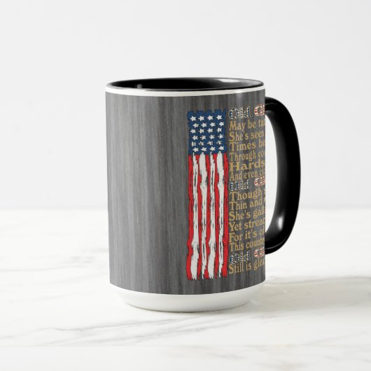 De oude glorie van Amerika's verontruste bannerged Mok (Voorkant rechts)