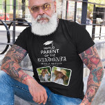 De Oude Ouder van het Afstuderen Afstuderen T-shirt<br><div class="desc">Show uw steun op uw zoon of dochters afstuderen dag/partij met dit keepasje gepersonaliseerde t-shirt. Het ontwerp kenmerkt 2 foto's van uw keus en de tekst "de Oude Ouder van Afstuderen". Naam,  plaats van studie en jaar van de les.</div>
