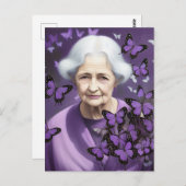 De oudere vrouw en paarse vlinders briefkaart (Voorkant / Achterkant)
