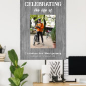 De overledene herdenken  Foto Grey Wood Funeral Poster (Thuiskantoor)