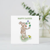 De paashaas jongleert met de paaseieren kaart (Staand voorkant)