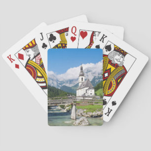 De parochiekerk van Ramsau in Beieren, Duitsland Pokerkaarten