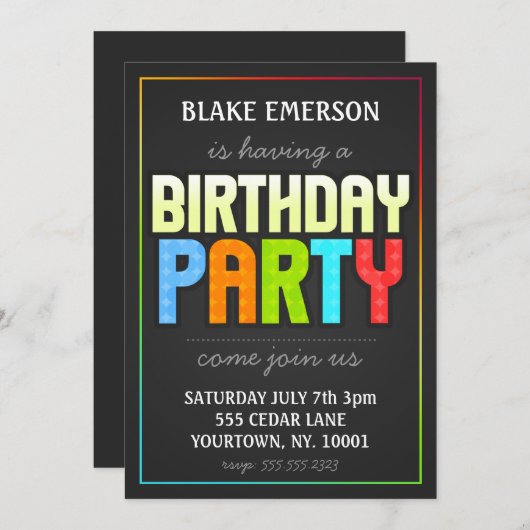 De Partij van de verjaardag nodigt uit - grijs met Kaart (Voorkant / Achterkant)