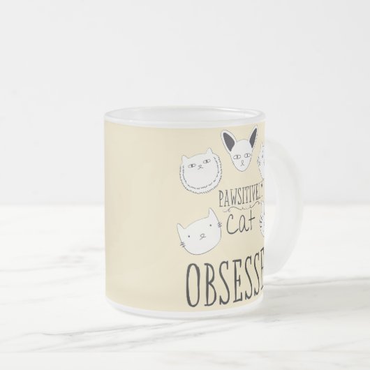 De "passief geobsedeerde kat" matglas koffiemok (Voorkant rechts)