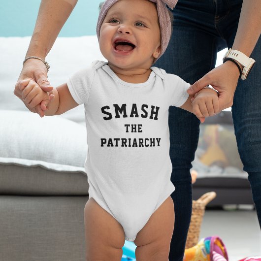 De patriarchie smash romper