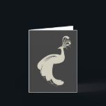 De PAUW BLOEIT in TAN Notecard Kaart<br><div class="desc">De elegante pauw zegt het allen. Een klassiek pictogram in tan tegen dark,  houtskool grijze achtergrond. Verfijnd en modern. © 1201AM- DESIGN</div>