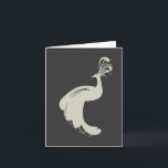 De PAUW BLOEIT in TAN Notecard Kaart<br><div class="desc">De elegante pauw zegt het allen. Een klassiek pictogram in tan tegen dark,  houtskool grijze achtergrond. Verfijnd en modern. © 1201AM- DESIGN</div>