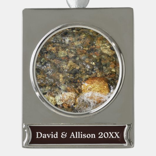 De Pebbles Brown en Gray Natural Abstract Verzilverd Banner Ornament (Voorkant)