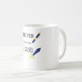 De pen is machtiger dan het zwaard koffiemok (Voorkant rechts)