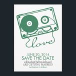 De Perfecte Mix Bruiloft Save the Date {groen} Kaart<br><div class="desc">Moderne en unieke save-the-date-aankondigingen voor trouwfeesten hebben een koele afbeelding van een cassettebandje.</div>