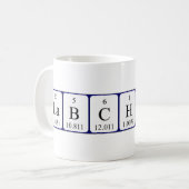 De periodieke mok van de Naam van de Chick van het (Voorkant links)