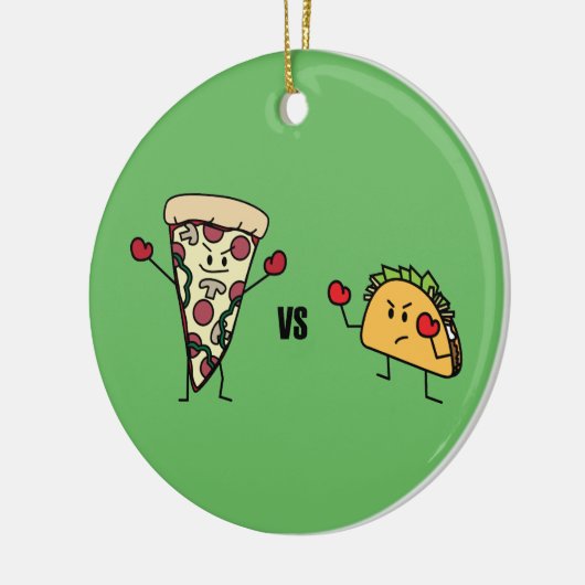 De Pizza van pepperonis VERSUS Taco: Mexicaan Keramisch Ornament (Links)