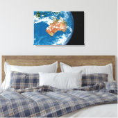 De planeet Aarde toont wolken boven Australië. Canvas Afdruk (Insitu (Slaapkamer))