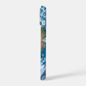 De planeet Aarde toont wolken boven Australië. iPhone 15 Case (Linkerkant)