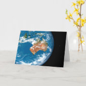 De planeet Aarde toont wolken boven Australië. Kaart (Gele Bloem)