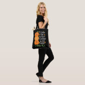 De pompoenen in patch voor de Halloween leraar Tote Bag (Op model)
