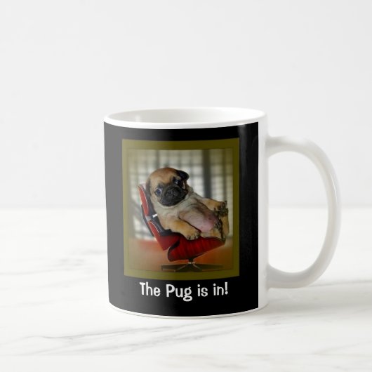 De Pug is binnen. Koffiemok (Rechts)