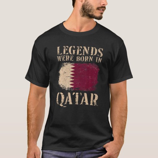 De  Qatarese vlag legends werden geboren in Qatar T-shirt (Voorkant)