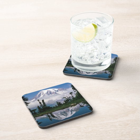 De Rainier van de berg is verbonden met een bergha Onderzetter (Rechterzijde)