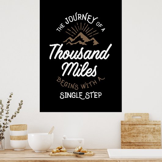 De reis van duizend kilometer poster (Keuken)