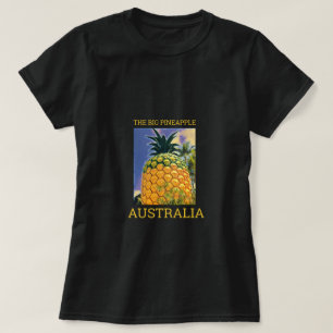De reisdruk van de Big Pineapple Queensland T-shirt