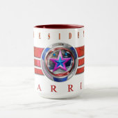 De Republikeinse President Harris-Walz Wing Medall Mok (Midden)