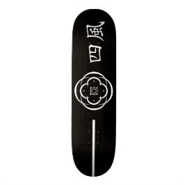 De rest van de vier winden samurai persoonlijk skateboard