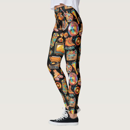 De Retro Beat Patternx4 Zwart BG Leggings (Links)