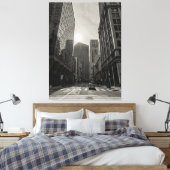 De rijzende zon boven de stad canvas afdruk (Insitu (Slaapkamer))