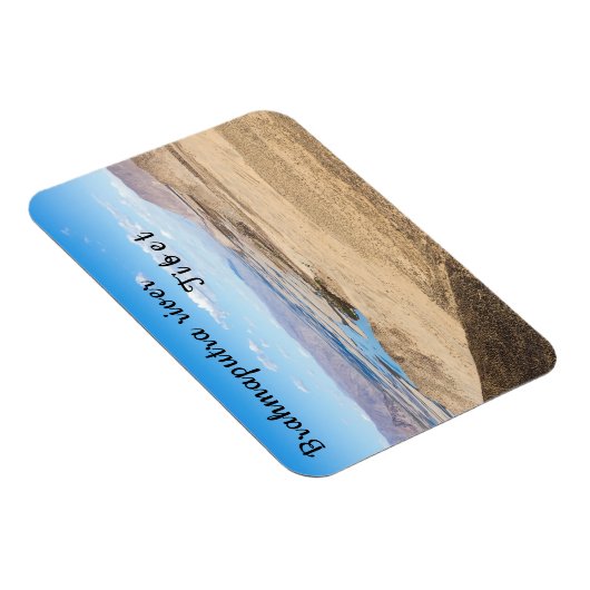 De rivier de Brahmaputra en het woestijnlandschap Magneet (Rechterzijde)