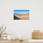 De rivier de Brahmaputra en het woestijnlandschap Poster (Keuken)