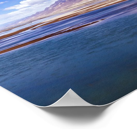 De rivier de Brahmaputra en het woestijnlandschap  Poster (Hoek)