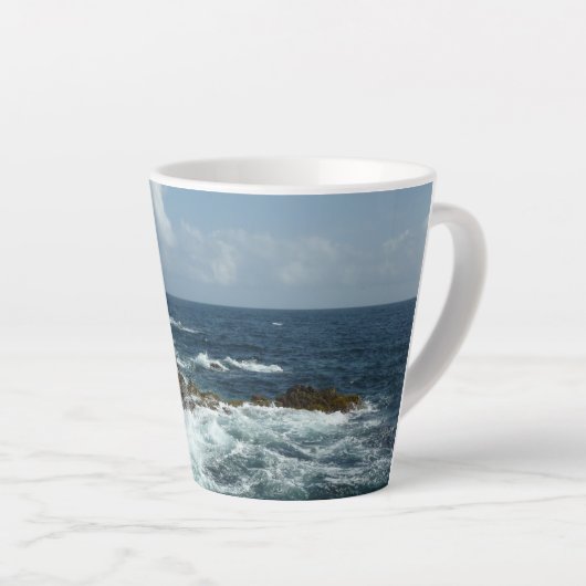 De Rocky Coast and Blue Ocean van Aruba Latte Mok (Rechterhoek)