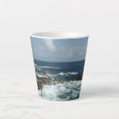 De Rocky Coast and Blue Ocean van Aruba Latte Mok (Voorkant)